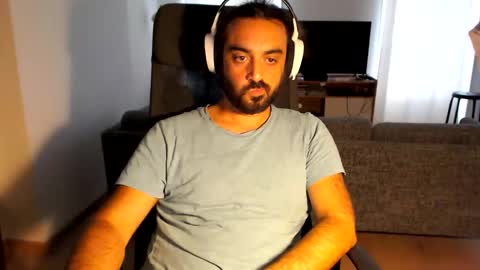 yeeaahoo online show from September 21, 2025, 1:35 pm