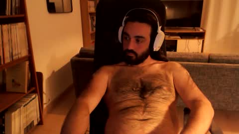 yeeaahoo online show from April 6, 2026, 9:05 pm