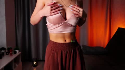 Snapshot of yeepshyy chatting on January 8, 2025, 7:13 pm Kate online show from January 8, 2025, 7:13 pm