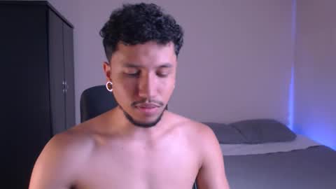 yeff online show from September 24, 2025, 1:42 am