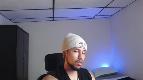 yeff online show from November 9, 2025, 1:37 am