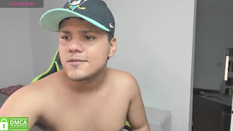 Snapshot of yeiko_44 chatting on March 1, 2025, 8:34 am Yeiko online show from March 1, 2025, 8:34 am