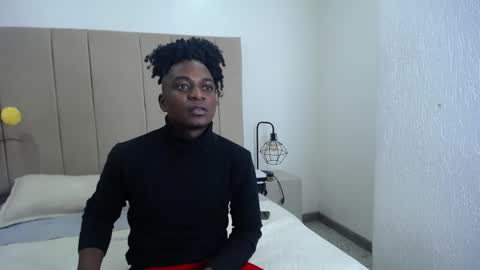 Snapshot of yeison_afro chatting on November 23, 2025, 4:01 am Yeison afro online show from November 23, 2025, 4:01 am