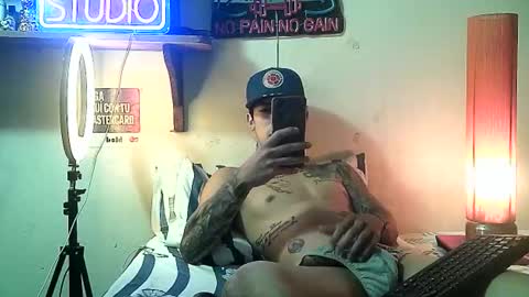 Snapshot of yeisoncastellanos1999 chatting on May 5, 2026, 1:24 am yeisoncastellanos1999 online show from May 5, 2026, 1:24 am