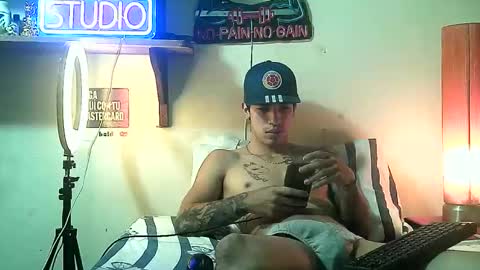 Snapshot of yeisoncastellanos1999 chatting on May 5, 2026, 6:38 pm yeisoncastellanos1999 online show from May 5, 2026, 6:38 pm