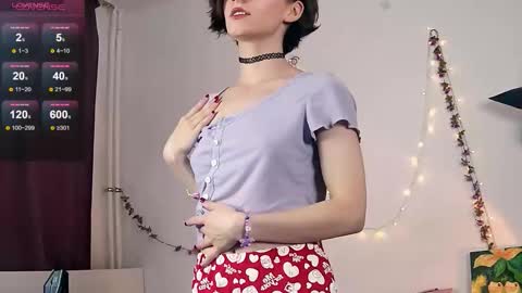 Liya online show from October 8, 2025, 3:42 pm