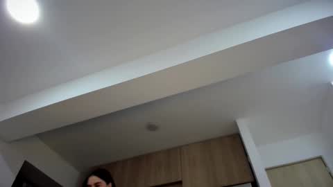 yenifer016 online show from October 19, 2025, 2:45 am