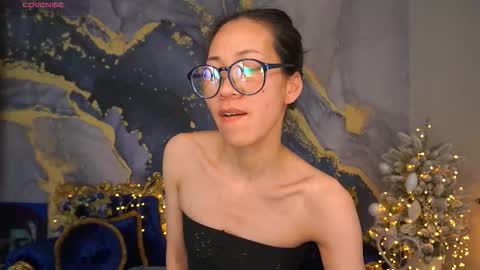 yennstar online show from February 27, 2026, 8:42 pm