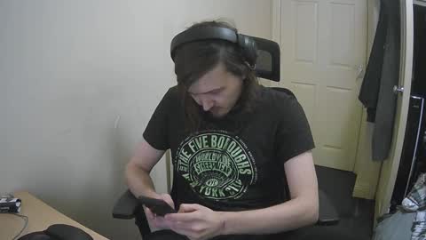 Snapshot of yeovil_alex chatting on December 29, 2024, 8:55 am Alex online show from December 29, 2024, 8:55 am