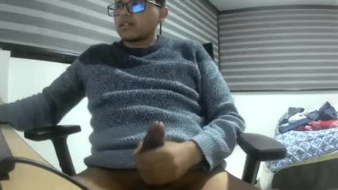 yesidxxx123_ online show from June 30, 2026, 3:18 am