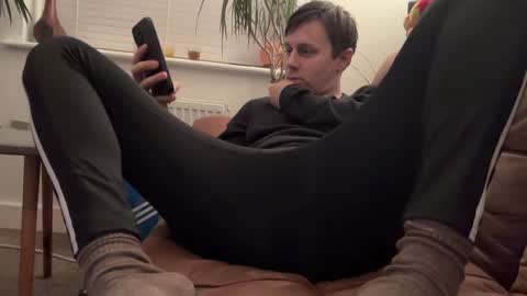 Snapshot of yesimlonely chatting on February 9, 2025, 10:32 pm Sal online show from February 9, 2025, 10:32 pm