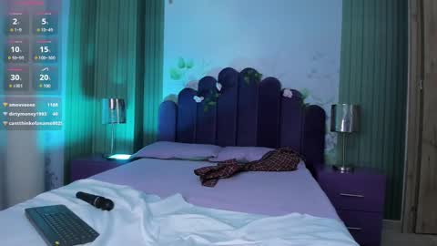 Snapshot of yess__daddy chatting on January 31, 2025, 1:23 pm yess__daddy online show from January 31, 2025, 1:23 pm