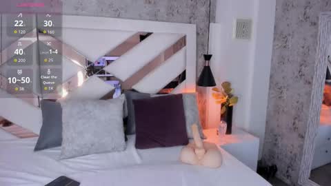 Yessica online show from December 4, 2025, 12:25 pm