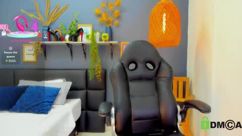 yessika_parker online show from April 14, 2026, 9:15 am