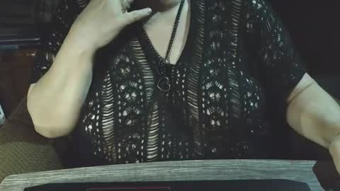 Snapshot of yessirprincesspet chatting on April 4, 2026, 2:54 am yessirprincesspet online show from April 4, 2026, 2:54 am