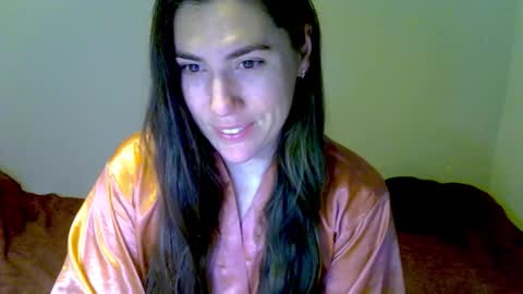 Kira online show from February 8, 2026, 2:31 pm