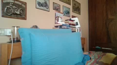 yeti_92 online show from September 11, 2025, 4:51 pm