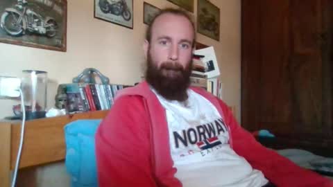 yeti_92 online show from September 28, 2025, 9:58 am