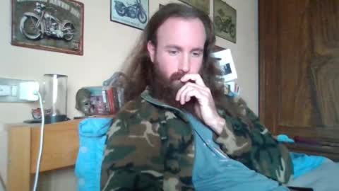 yeti_92 online show from October 3, 2025, 11:07 am