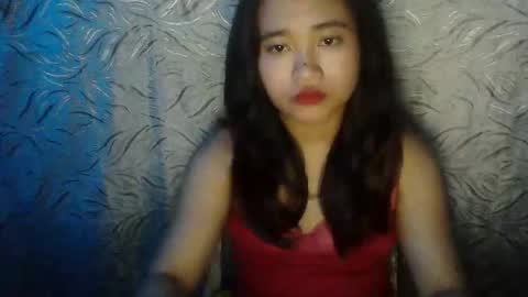 yhang_19 online show from October 4, 2025, 1:09 pm