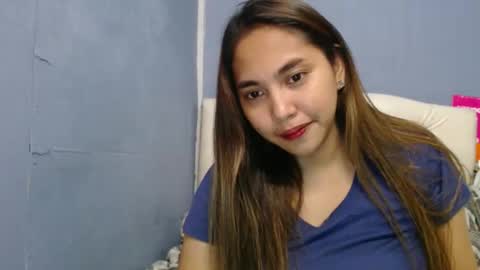 yhang_slut online show from April 14, 2026, 9:59 am