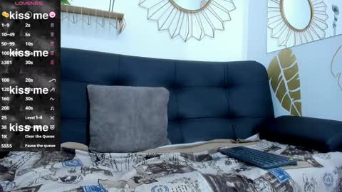 yizus_bonz online show from December 5, 2024, 5:48 am