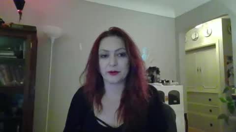 ymiyim online show from January 10, 2026, 3:08 am