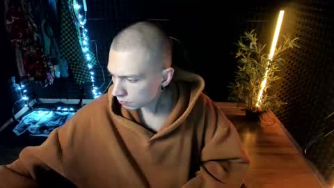 You can ask my name in pm online show from November 20, 2025, 5:01 pm