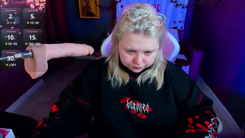 Yoki online show from February 12, 2026, 7:03 am