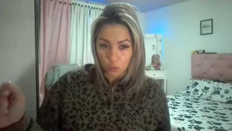 yokiko online show from September 24, 2025, 2:53 pm