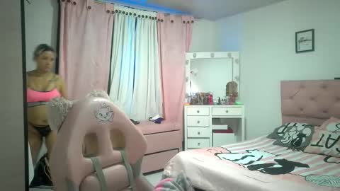 yokiko online show from October 28, 2025, 4:42 pm