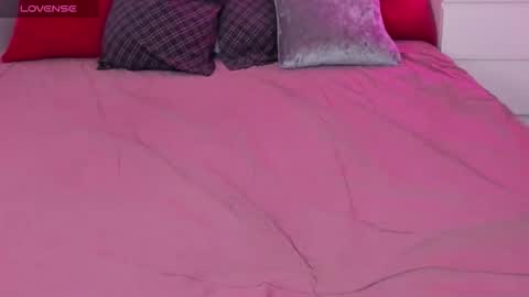 Snapshot of yoneii chatting on October 6, 2025, 8:56 am yoneii online show from October 6, 2025, 8:56 am