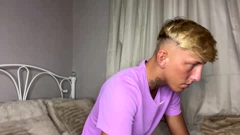 Snapshot of yorkshirelad208 chatting on November 4, 2025, 1:21 pm Harrison online show from November 4, 2025, 1:21 pm