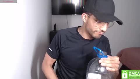 yoshy_man online show from March 20, 2026, 3:00 am