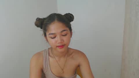 Snapshot of yosufloversweet chatting on February 4, 2025, 6:14 am fin online show from February 4, 2025, 6:14 am