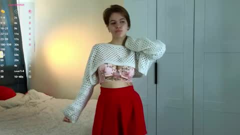 Elizabeth brunette -- Darline blonde  online show from May 22, 2026, 7:15 am