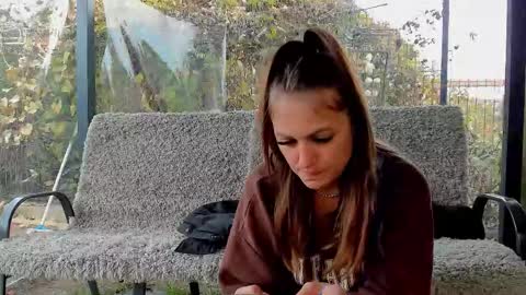 Snapshot of you_love_melisa chatting on October 23, 2025, 7:07 am private on 18 per minute start private 500 tokensOnlyfans online show from October 23, 2025, 7:07 am