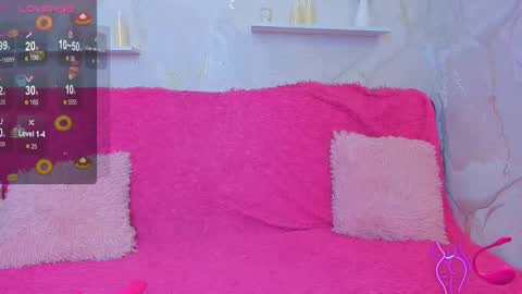 Snapshot of youbabycum25 chatting on November 30, 2025, 6:23 pm Nicol online show from November 30, 2025, 6:23 pm