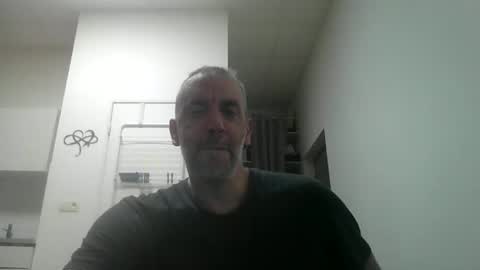Snapshot of youdeservit chatting on March 18, 2026, 2:47 am CrayZio online show from March 18, 2026, 2:47 am