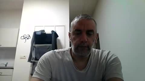Snapshot of youdeservit chatting on April 14, 2026, 5:35 am CrayZio online show from April 14, 2026, 5:35 am
