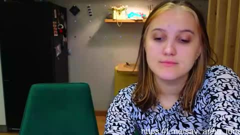 Anna and Luna online show from March 5, 2026, 5:31 pm