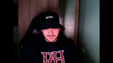 Snapshot of younromki chatting on December 27, 2024, 1:11 am A... online show from December 27, 2024, 1:11 am