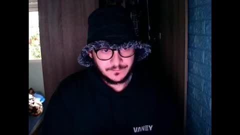 Snapshot of younromki chatting on March 26, 2026, 12:00 pm A... online show from March 26, 2026, 12:00 pm