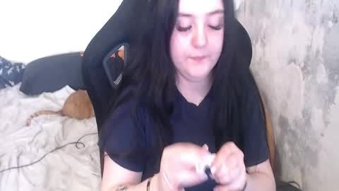 Snapshot of your_8a8y chatting on April 3, 2026, 10:46 am your_8a8y online show from April 3, 2026, 10:46 am