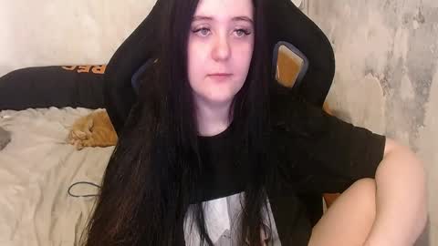 Snapshot of your_8a8y chatting on April 10, 2026, 8:08 am your_8a8y online show from April 10, 2026, 8:08 am