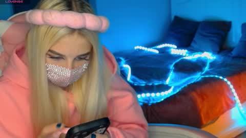 Snapshot of your___barbie chatting on January 3, 2025, 7:39 pm Barbie online show from January 3, 2025, 7:39 pm