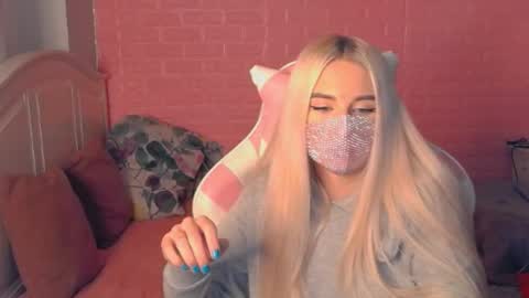 Snapshot of your___barbie chatting on February 22, 2025, 7:03 pm Barbie online show from February 22, 2025, 7:03 pm