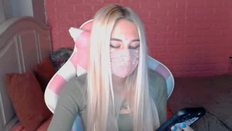 Snapshot of your___barbie chatting on February 23, 2025, 1:57 am Barbie online show from February 23, 2025, 1:57 am