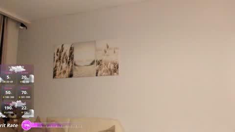 Camilla online show from November 3, 2025, 7:15 pm