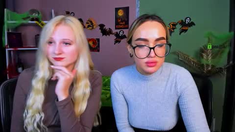 Snapshot of your_bunny12 chatting on October 22, 2025, 2:06 pm your bunny12 online show from October 22, 2025, 2:06 pm